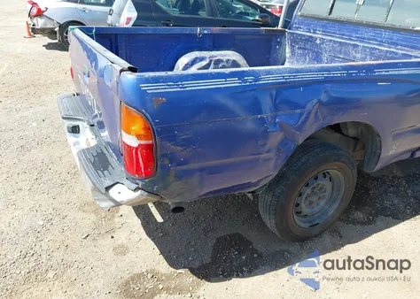 1996 Toyota Tacoma Xtracab z USA, uszkodzony, nr VIN 4TAVN52N3TZ143758